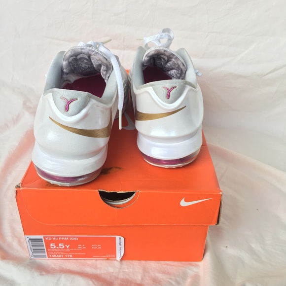 KD 7 Aunt Pearl - Picture 4 of 5